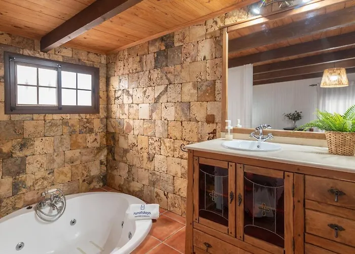 Jimena By Ruralidays * ネルハ